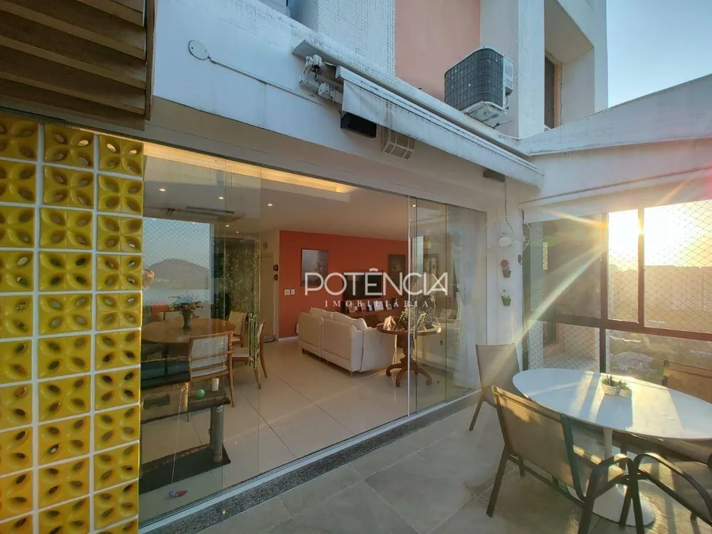 Apartamento, 3 quartos, 185 m² - Foto 1