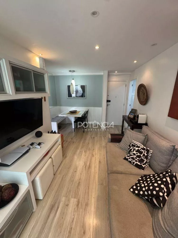 Apartamento, 2 quartos, 70 m² - Foto 2
