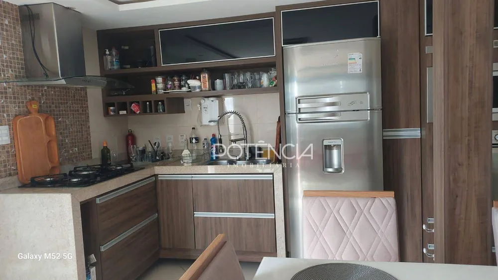 Cobertura, 3 quartos, 143 m² - Foto 2