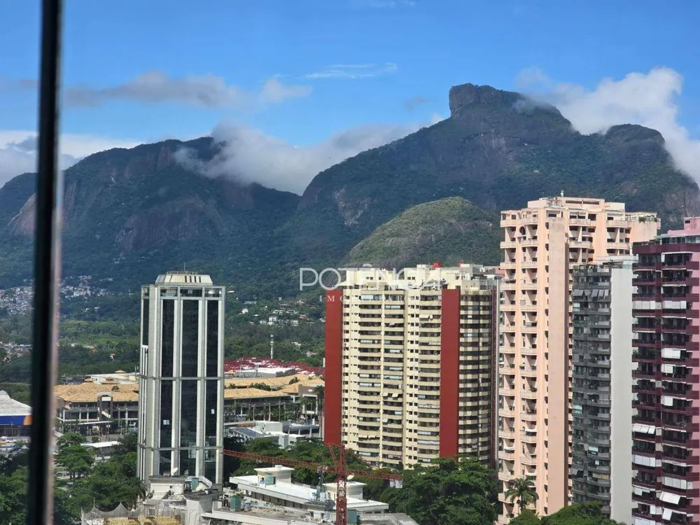 Cobertura, 3 quartos, 230 m² - Foto 1