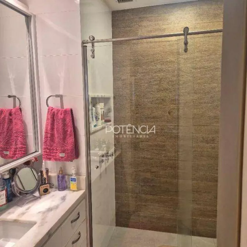 Apartamento, 3 quartos, 139 m² - Foto 1