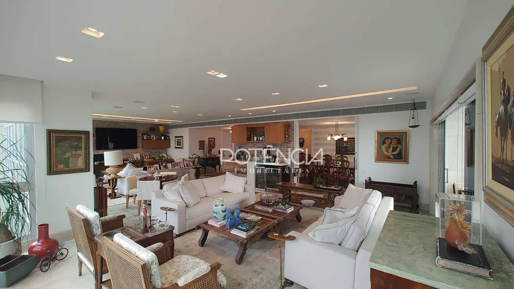 Apartamento, 3 quartos, 261 m² - Foto 1