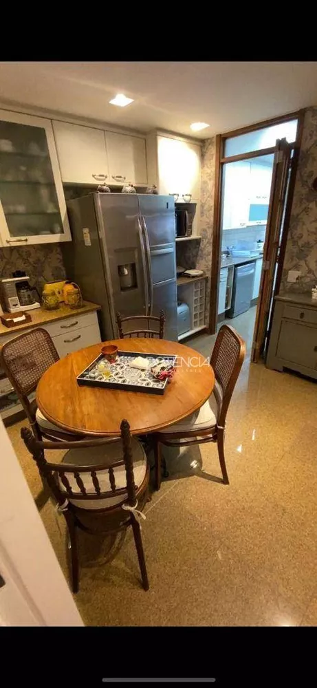 Apartamento, 3 quartos, 261 m² - Foto 19