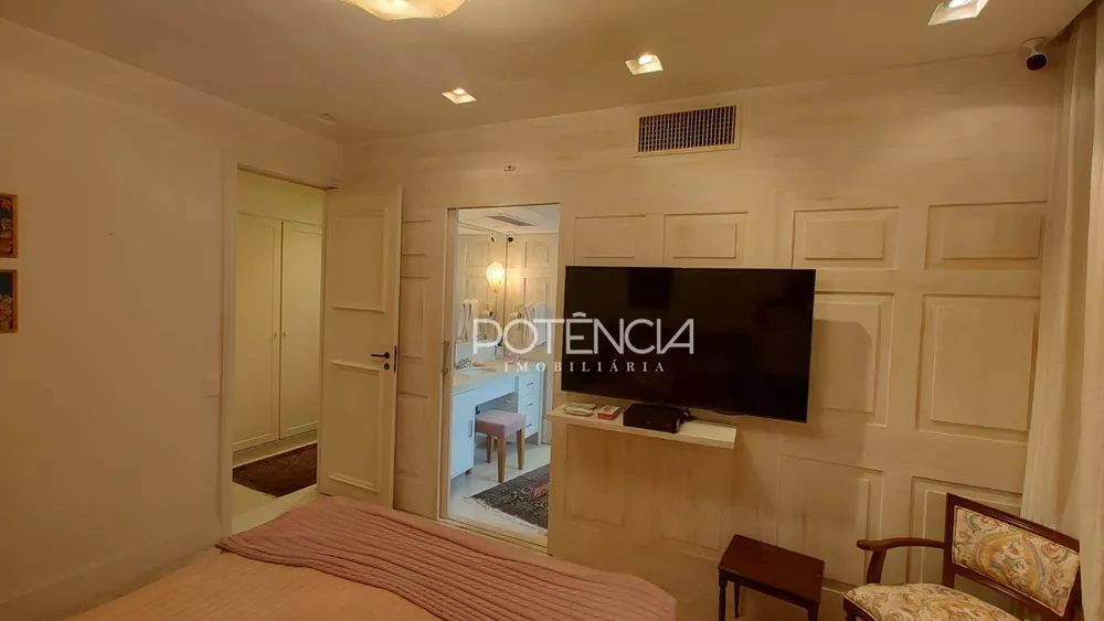 Apartamento, 3 quartos, 261 m² - Foto 6
