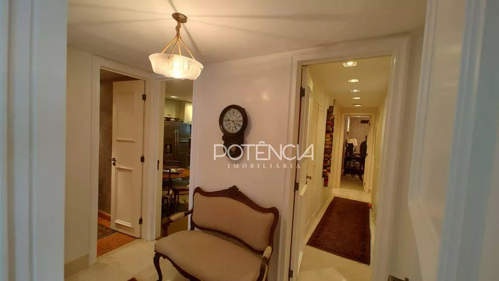 Apartamento, 3 quartos, 261 m² - Foto 15