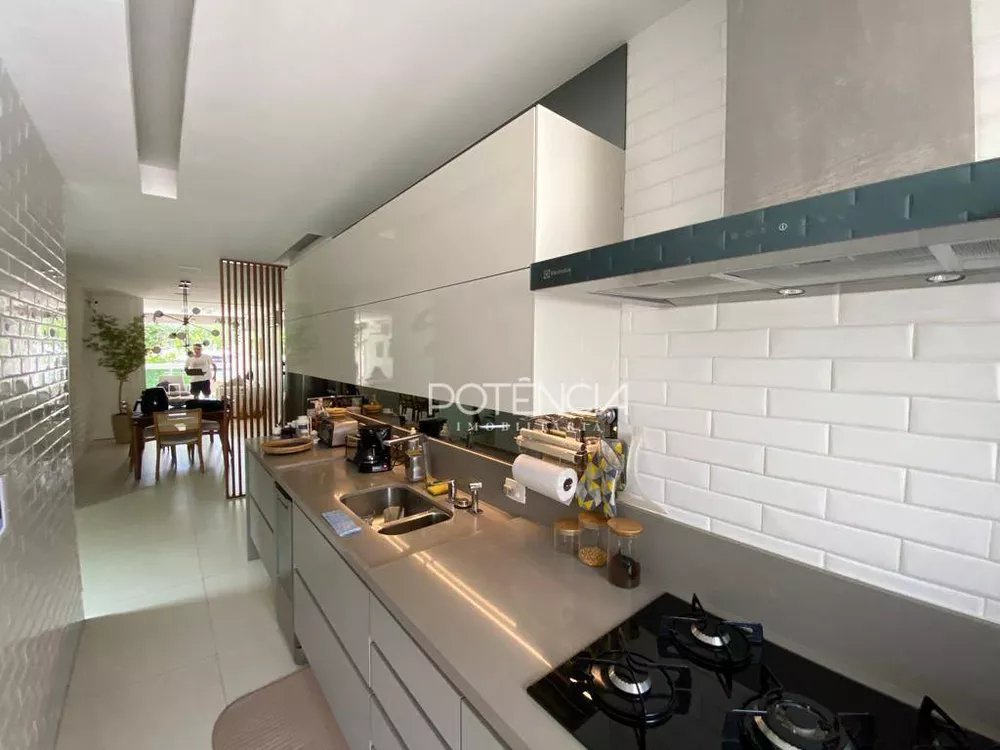 Cobertura, 3 quartos, 230 m² - Foto 20