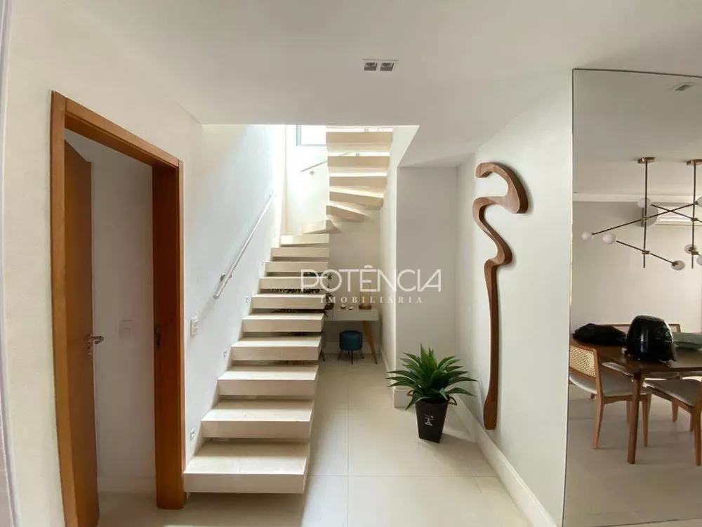 Cobertura, 3 quartos, 230 m² - Foto 24
