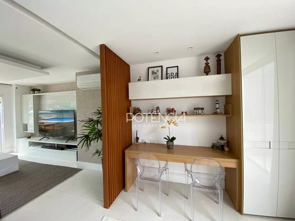 Cobertura, 3 quartos, 230 m² - Foto 16