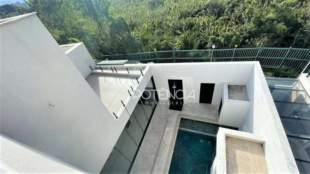 Casa de Condomínio, 5 quartos - Foto 1