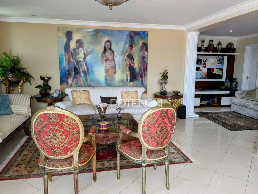 Cobertura, 3 quartos, 275 m² - Foto 1