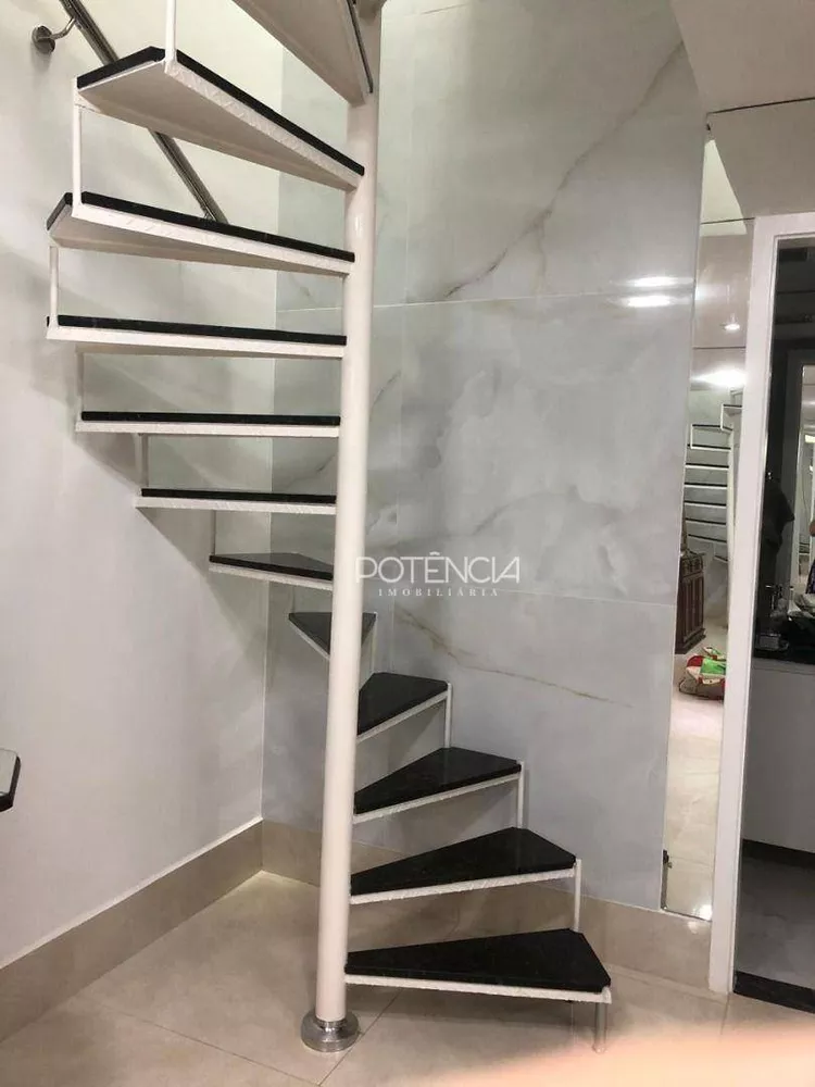 Cobertura, 3 quartos, 154 m² - Foto 4