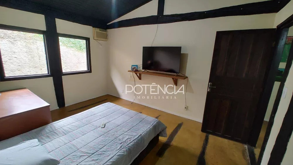 Casa, 4 quartos, 350 m² - Foto 44