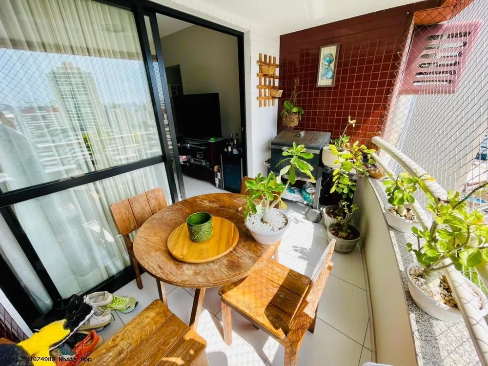 Apartamento à venda com 2 quartos, 65m² - Foto 2