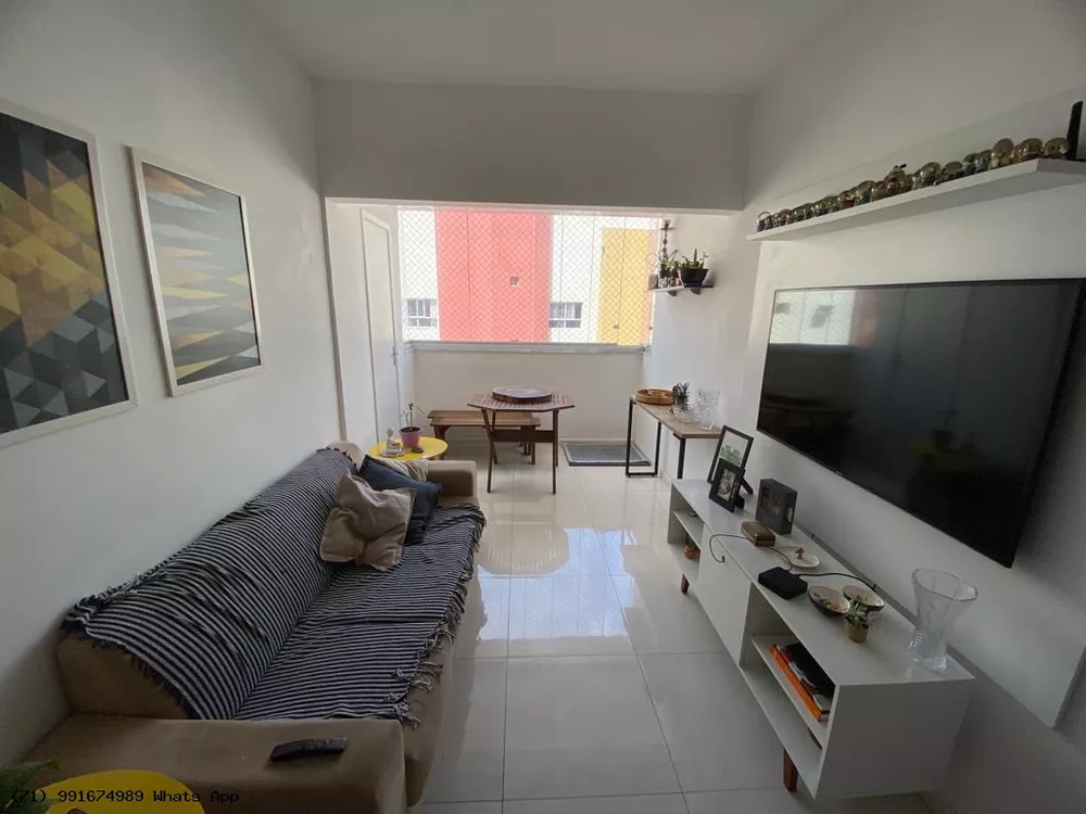 Apartamento à venda com 2 quartos, 70m² - Foto 1