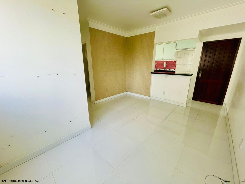 Apartamento à venda com 2 quartos, 65m² - Foto 2