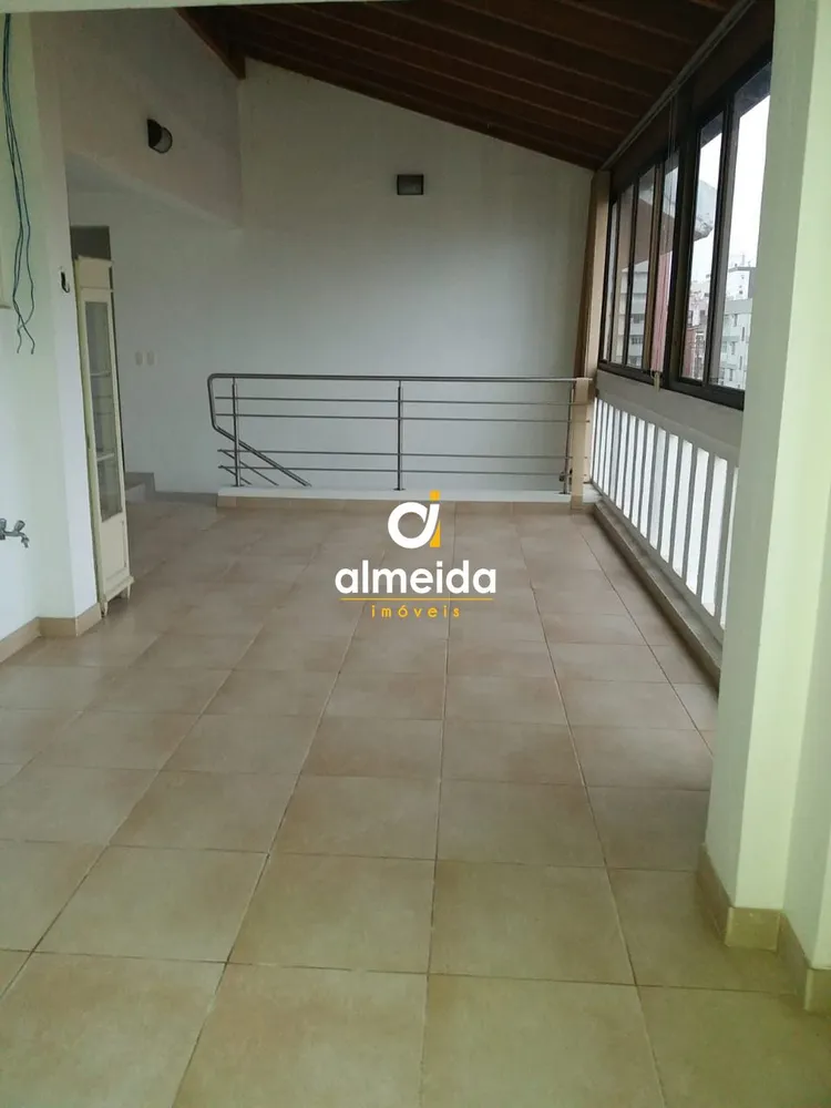Cobertura, 4 quartos, 253 m² - Foto 2