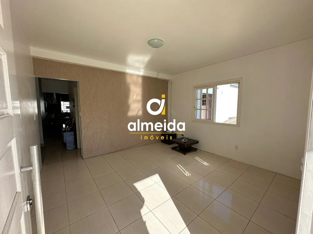 Casa, 3 quartos, 348 m² - Foto 2