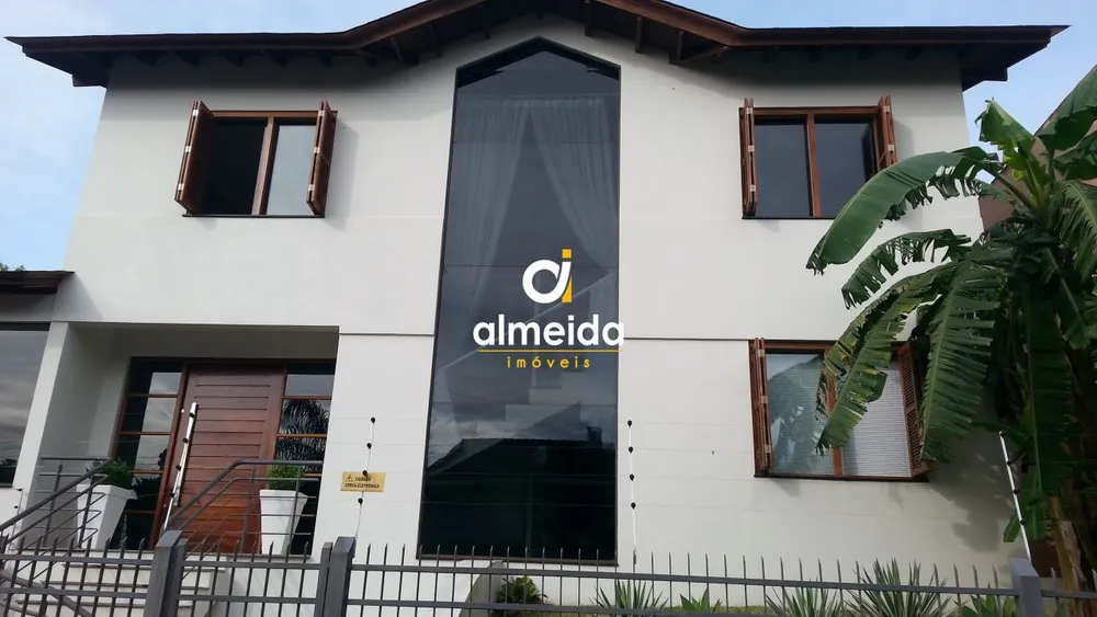 Casa, 4 quartos, 240 m² - Foto 3