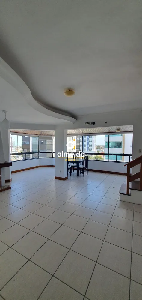 Cobertura, 3 quartos, 205 m² - Foto 3