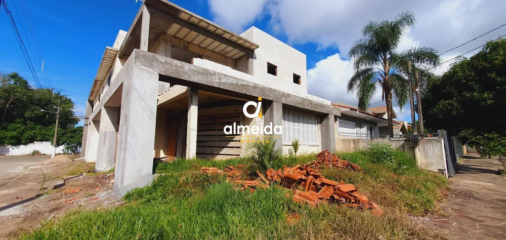 Casa, 4 quartos, 430 m² - Foto 1