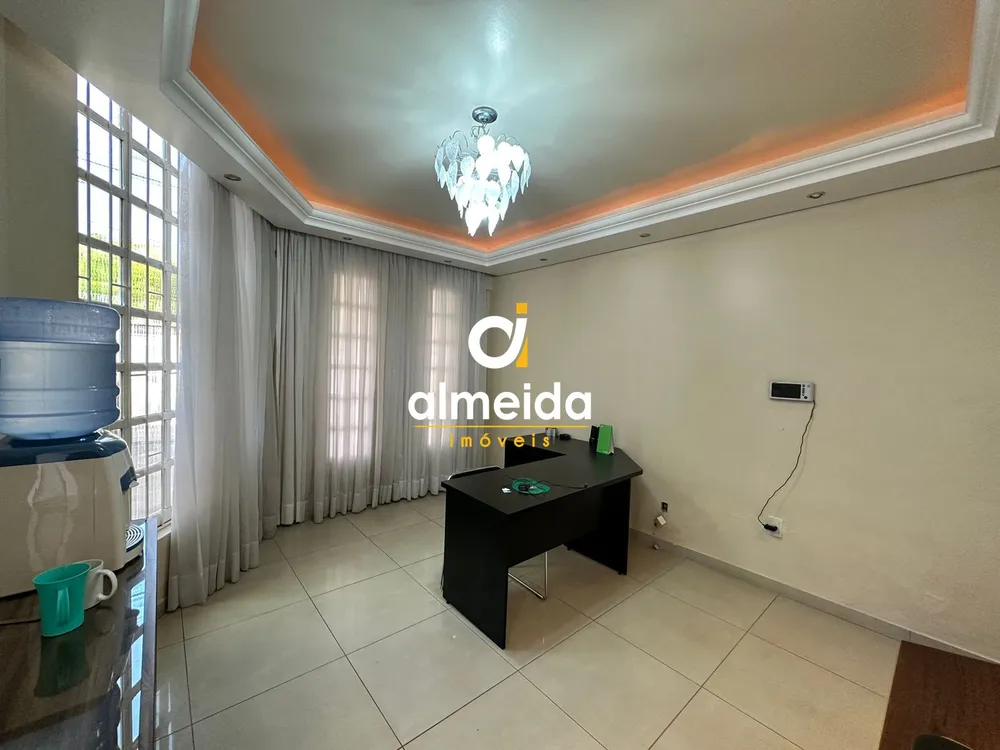 Casa, 4 quartos, 360 m² - Foto 2
