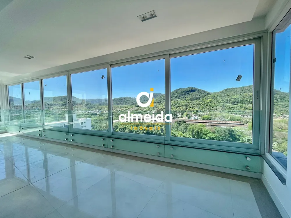 Apartamento, 3 quartos, 259 m² - Foto 1