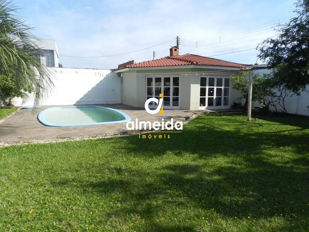 Casa, 3 quartos, 210 m² - Foto 2