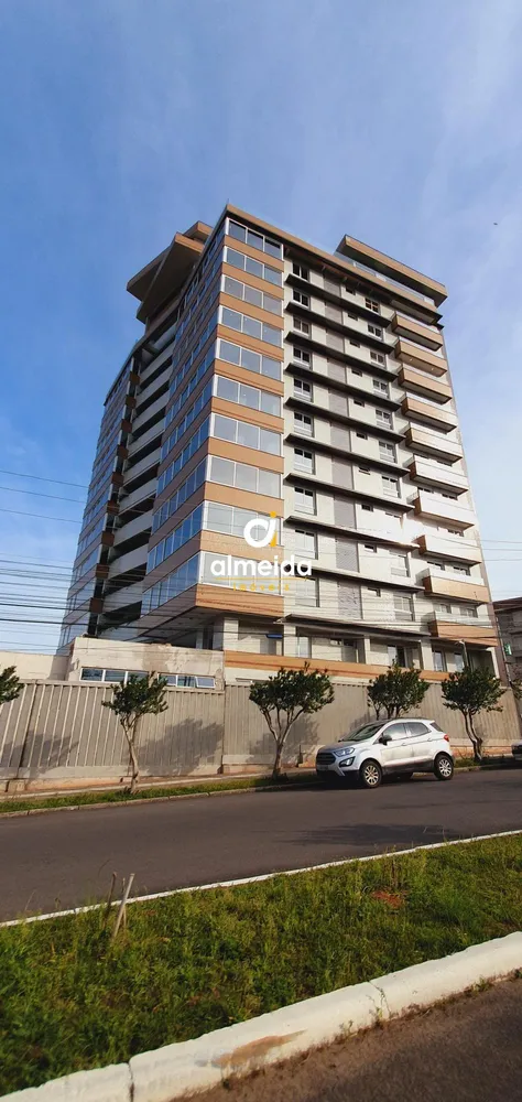 Apartamento, 3 quartos, 259 m² - Foto 1