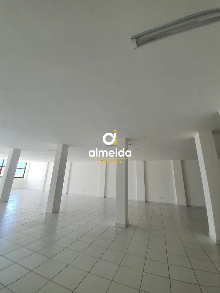 Sala-Conjunto, 714 m² - Foto 2