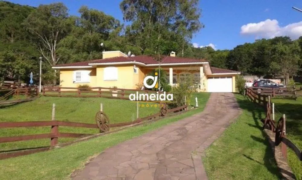 Casa, 3 quartos, 340 m² - Foto 2