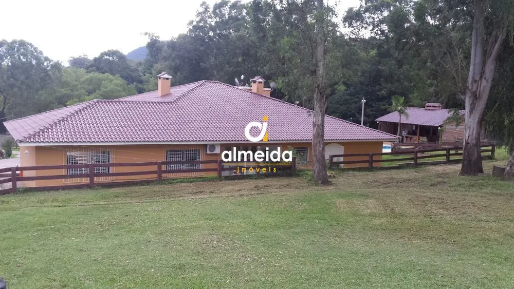 Casa, 3 quartos, 340 m² - Foto 3
