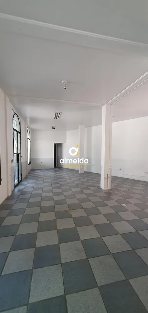Sobrado, 3 quartos, 234 m² - Foto 2
