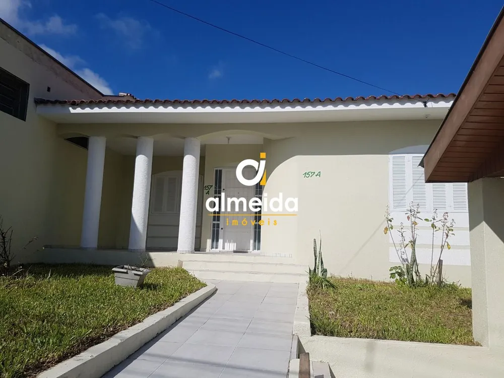 Casa, 3 quartos, 142 m² - Foto 1