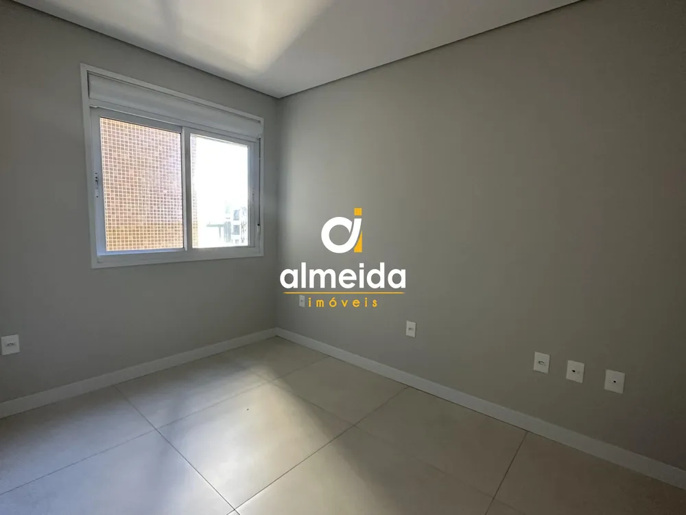 Apartamento, 3 quartos, 220 m² - Foto 1