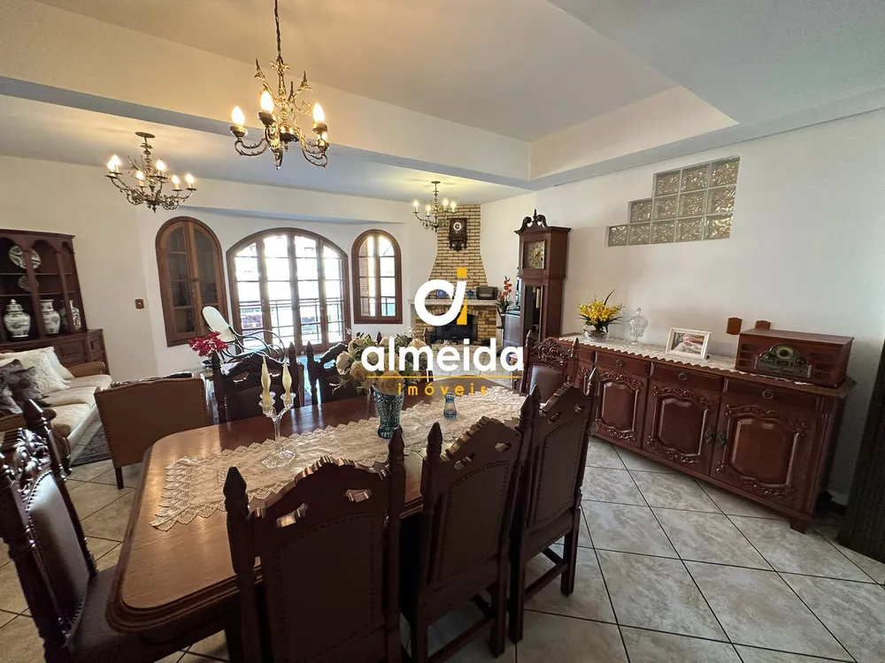 Casa Comercial, 223 m² - Foto 1