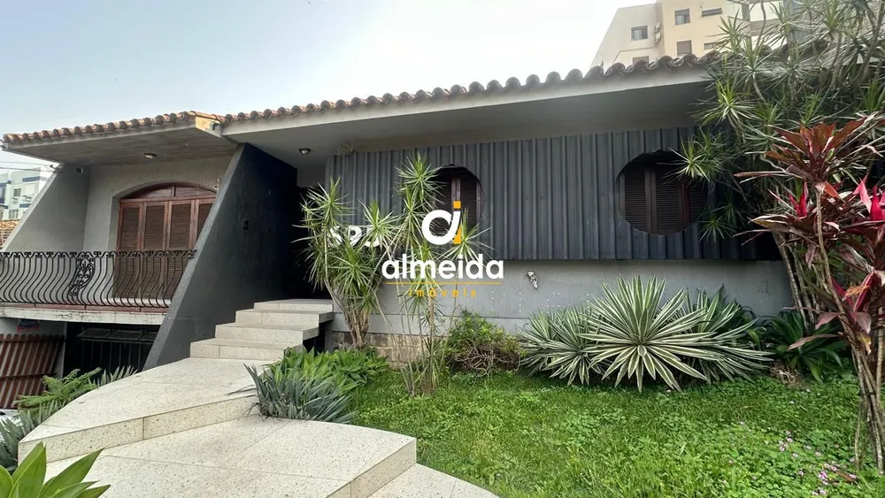 Casa, 3 quartos, 200 m² - Foto 1