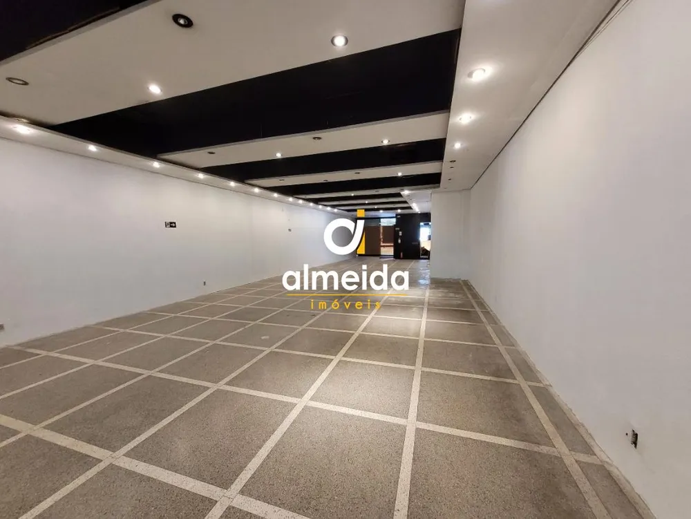 Sala-Conjunto, 335 m² - Foto 1