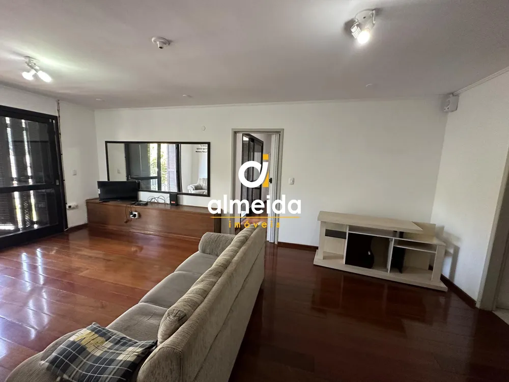 Apartamento, 3 quartos, 197 m² - Foto 1