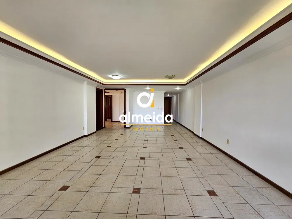 Apartamento, 3 quartos, 194 m² - Foto 2