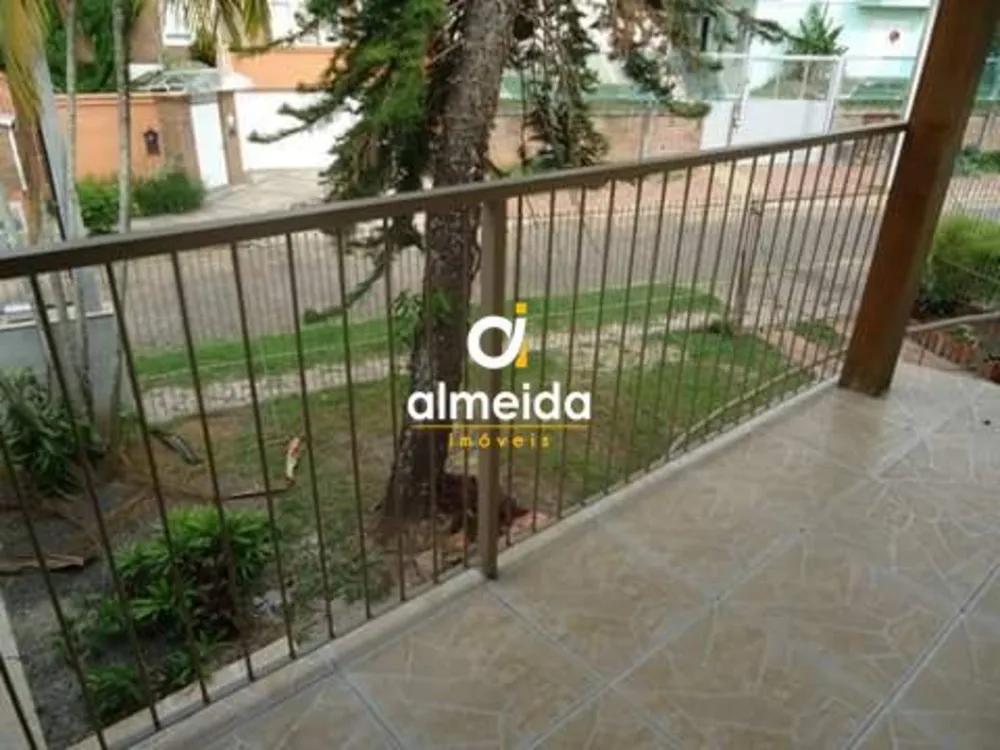 Casa, 3 quartos, 324 m² - Foto 2