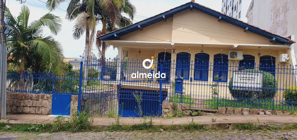 Casa, 4 quartos, 347 m² - Foto 1
