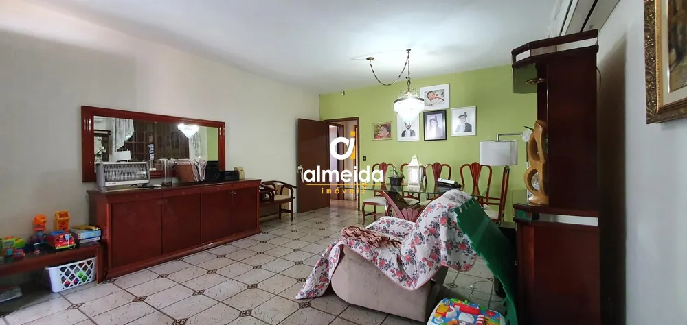 Casa, 4 quartos, 338 m² - Foto 2