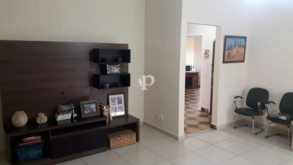 Casa à venda com 3 quartos, 410m² - Foto 7