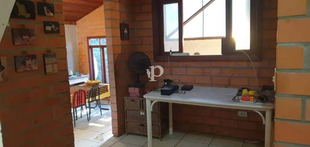 Chácara, 2 quartos, 2230 m² - Foto 5