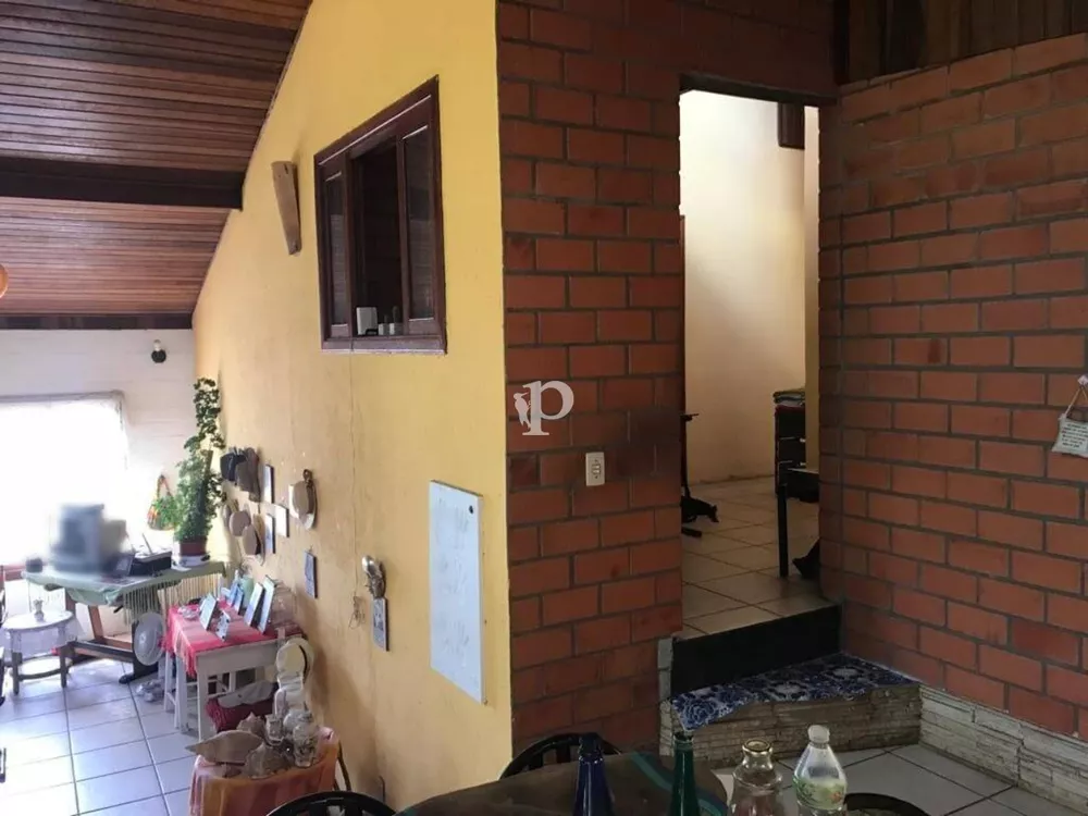 Chácara à venda com 2 quartos, 2230m² - Foto 4