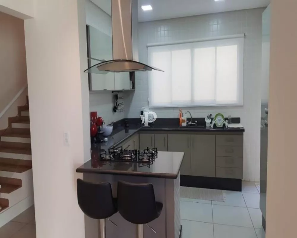 Casa à venda com 3 quartos, 320m² - Foto 5