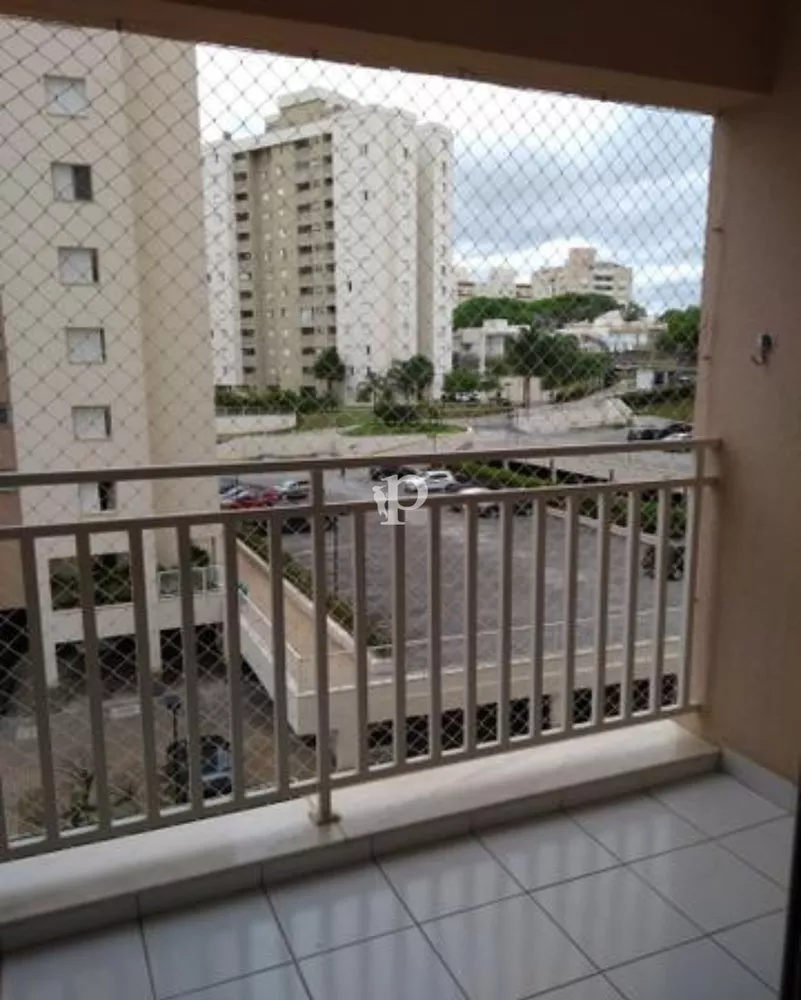 Apartamento à venda com 3 quartos, 75m² - Foto 3