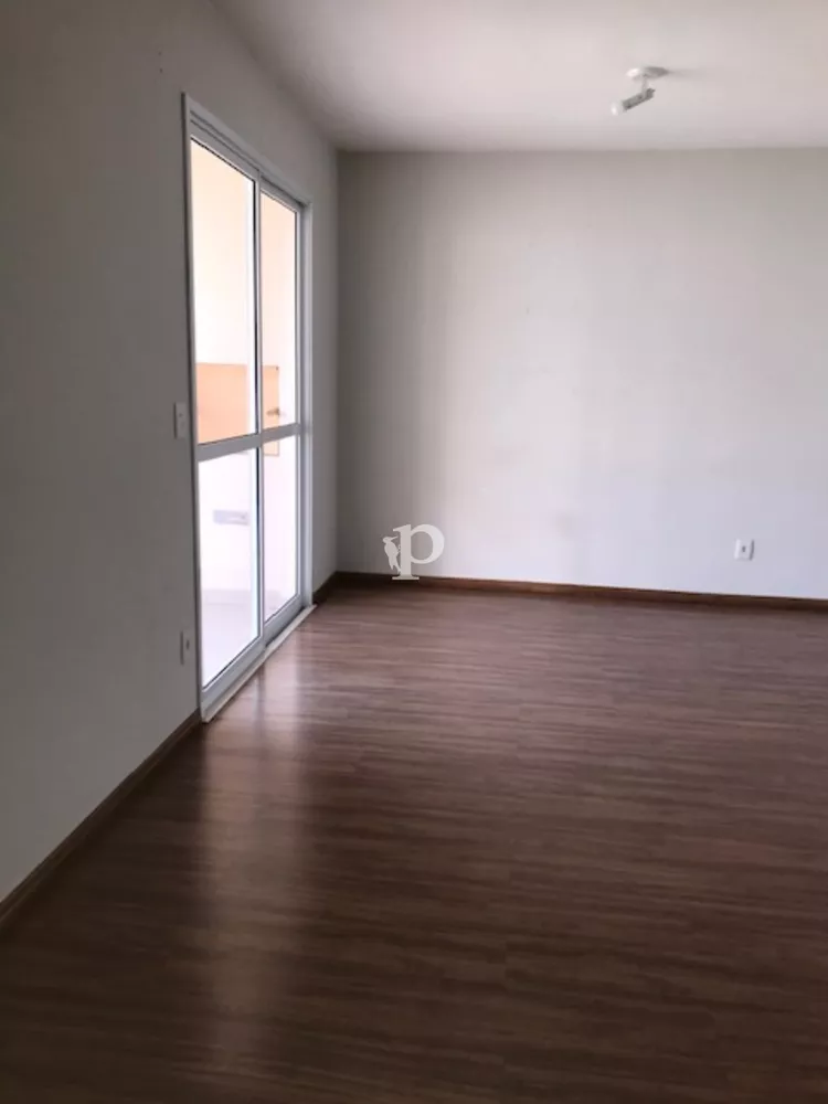 Apartamento à venda com 2 quartos, 61m² - Foto 3