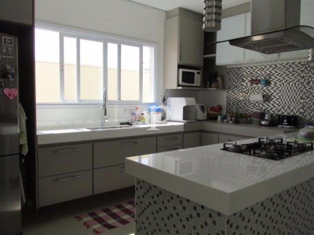 Casa à venda com 4 quartos - Foto 2