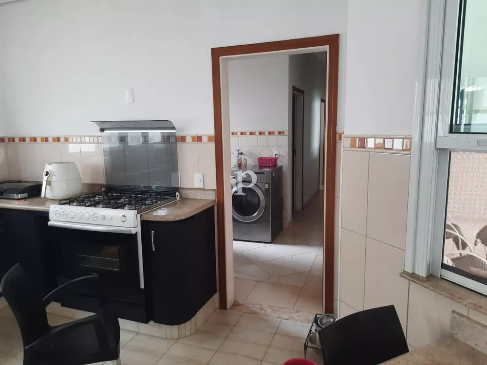 Casa à venda com 3 quartos, 690m² - Foto 11